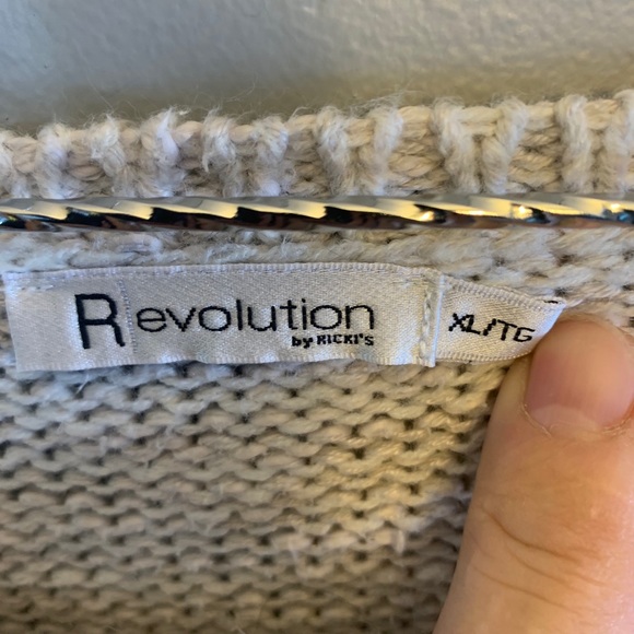 Soft tan sweater from Ricki’s sz xl - Picture 3 of 3